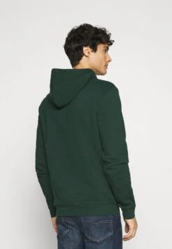 Pier One Hoodie - Dark Green 10 Pier One Hoodie - Dark Green -Heren Kledingwinkel 00792592c9504e748b146dc358e091f8