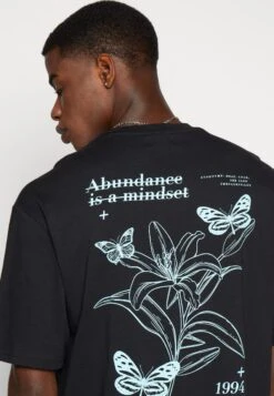 YOURTURN Chest Tee Unisex - T-Shirt Print - 802 - Black -Heren Kledingwinkel 0e4b4081586c44b38413d45691796242