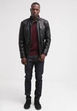 Heren Kledingwinkel -Heren Kledingwinkel 467786cb161c43b5ab1926a60809e93c