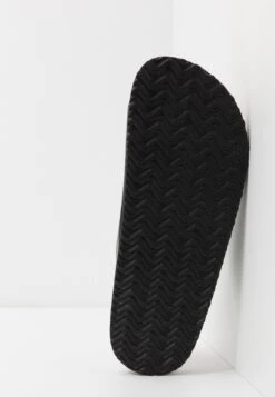 Pier One Unisex - Pantoffels - Black -Heren Kledingwinkel 4a735c24e60449a29969a0148d036b07