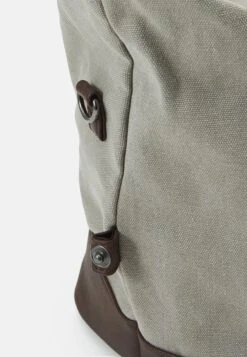 Pier One Unisex - Reistas - Grey 11 Pier One Unisex - Reistas - Grey -Heren Kledingwinkel 6fa7c56bd7a241beadc9861c482d7855