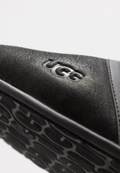 Ugg Scuff - Pantoffels - Black -Heren Kledingwinkel 70f203e066234c8cbc3f3ebb69f2e5e9