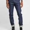 Wrangler Straight Leg Jeans - Dark Blue -Heren Kledingwinkel 7bf227b5461641d28dfe1ffa6b4ea5da