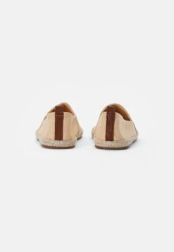 Pier One Rena Espadrille Unisex - Espadrilles - Beige 10 Pier One Rena Espadrille Unisex - Espadrilles - Beige -Heren Kledingwinkel 8310eea23d7d45459447954d543b0c0d