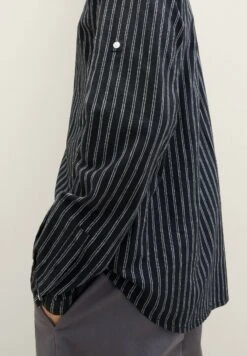 TOM TAILOR Denim Mit Stehkragen - Overhemd - Black Stripe -Heren Kledingwinkel 83b9b1615edd4a46bc6fb0125e645946