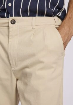 Redefined Rebel Jacko - Chino - Sandshell -Heren Kledingwinkel 97bfcf20417e4d5a9370e23fade21431