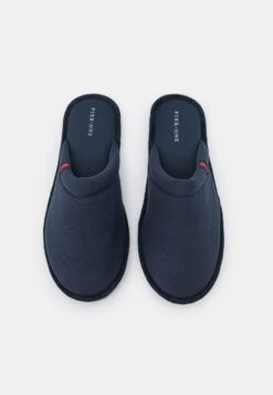 Pier One Pantoffels - Dark Blue 11 Pier One Pantoffels - Dark Blue -Heren Kledingwinkel a980ddae57c846959579e8a4a1384f89