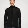 Emporio Armani Cardigan - Vest - Nero 1 Emporio Armani Cardigan - Vest - Nero -Heren Kledingwinkel aa43625eb61246c789ed23010846bc66
