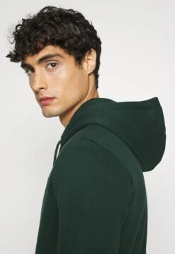 Pier One Hoodie - Dark Green 11 Pier One Hoodie - Dark Green -Heren Kledingwinkel afaf572e90f548dcab61d8de1246835b