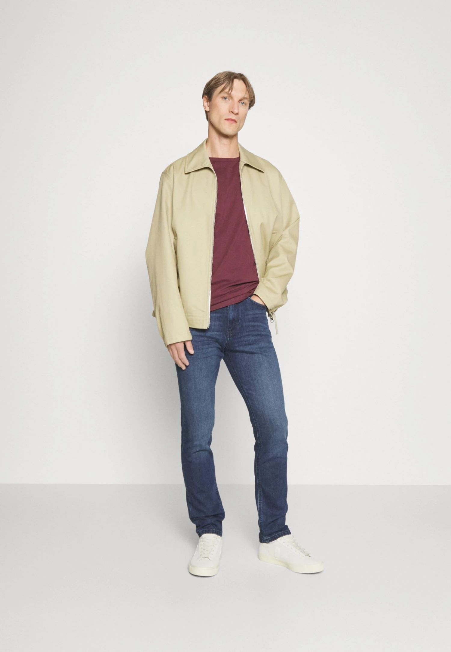 Pier One 5 Pack - T-Shirt Basic - Bordeaux/Dark Green/Dark Blue 3 Pier One 5 Pack - T-Shirt Basic - Bordeaux/Dark Green/Dark Blue