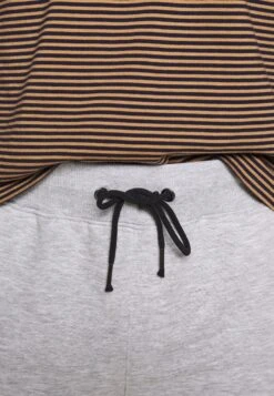 Pier One 2 Pack - Shorts -Light Grey /Black -Heren Kledingwinkel c4d577d8c6314b53bc4b281d9e735af0