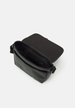 Pier One Unisex - Schoudertas -Black -Heren Kledingwinkel c8b3267bb4784f2bbcd3cf675ef176e0