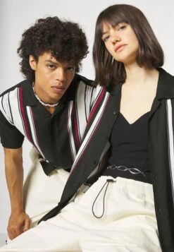 YOURTURN Bowling Unisex - Overhemd - Black -Heren Kledingwinkel cf0a271c0d134b08b10e0f7858315eeb