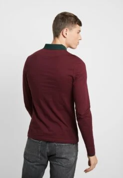 Pier One Muscle Fit - Poloshirt - Bordeaux -Heren Kledingwinkel d1846c2f89594bf0ab3bedf8e5f62f1a