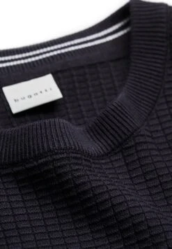 Bugatti Cotton - Trui - Marine 11 Bugatti Cotton - Trui - Marine -Heren Kledingwinkel d6a001a9702c4d8885b534aee6cadcc1
