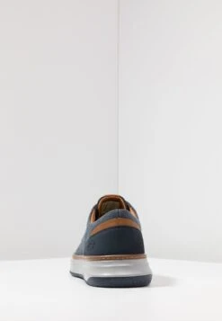 Skechers Moreno - Sneakers Laag - Navy 11 Skechers Moreno - Sneakers Laag - Navy -Heren Kledingwinkel daece2f6bdc74f978162e9606f469fe1