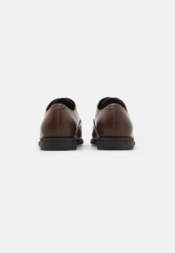Pier One Unisex - Sportieve Veterschoenen - Dark Brown -Heren Kledingwinkel def25b02b8464c7bb9962d0b86180f45