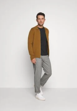 Pier One 2 Pack - Longsleeve - White/Black -Heren Kledingwinkel e4cda864c02146c5a014440431b18626