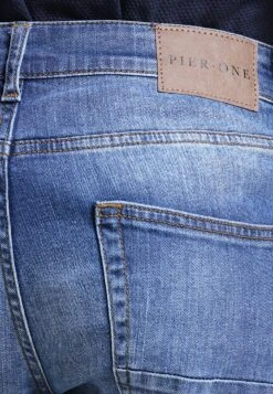 Pier One Straight Leg Jeans - Mid Blue 12 Pier One Straight Leg Jeans - Mid Blue -Heren Kledingwinkel e4f78058b0ef4200880caca07e19f7bc