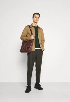 Pier One Basic Crewneck - Trui - Mottled Dark Green 11 Pier One Basic Crewneck - Trui - Mottled Dark Green -Heren Kledingwinkel eb84a8f377ec474ab86e9d50a09dfb61