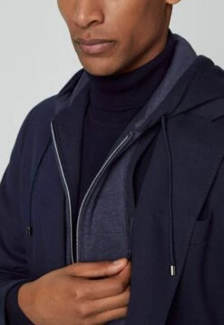 Hackett London Sports W Hooded Bib - Blazer - Navy Blue 14 Hackett London Sports W Hooded Bib - Blazer - Navy Blue -Heren Kledingwinkel ebf2d88a839a473391c1214250fe81b6