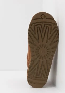 Ugg Classic Mini - Korte Laarzen - Chestnut -Heren Kledingwinkel f0f559067ccf4590aa558b00d1910382