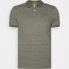Pier One Poloshirt - Olive -Heren Kledingwinkel f21c0b2b47da44f6a6e3b68e1a627032