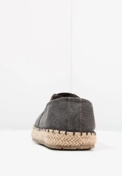 Pier One Espadrilles - Grey -Heren Kledingwinkel fbd4b5b19a0a4cfea72dd150d1243833
