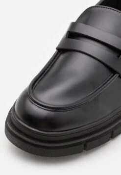 YOURTURN Instappers - Black -Heren Kledingwinkel fbe1d69ec73d424097583e846261fdbb